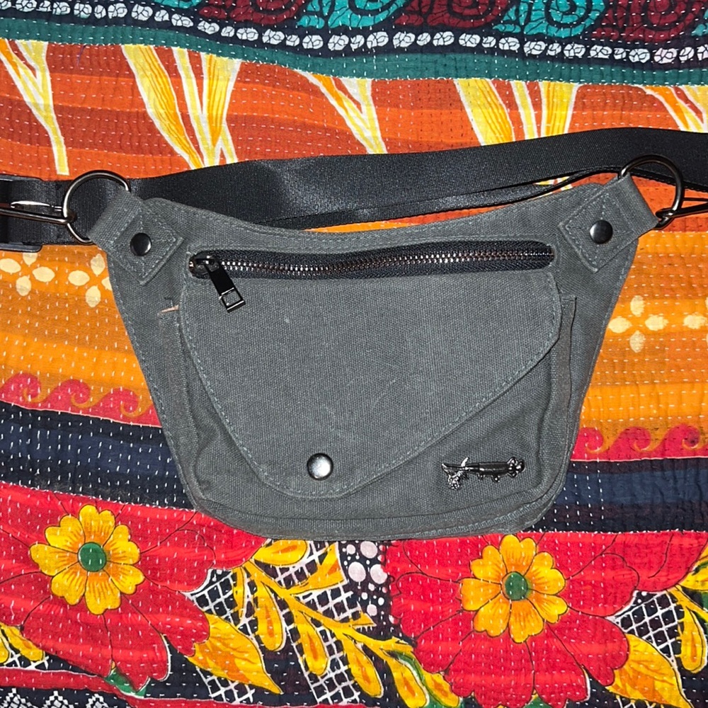 Sipsey hip bag